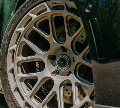 Фото дисков Brixton Forged TR08 AERO1 на BMW 5/M5 (G60/G90)