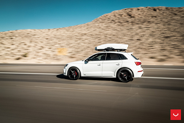 Фото дисков Vossen HF-3 Черный глянец на Audi Q5 (FY)