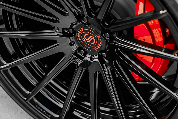 Фото дисков Strasse Wheels SV15 Deep Concave Duoblock Черный глянец на Tesla Model X