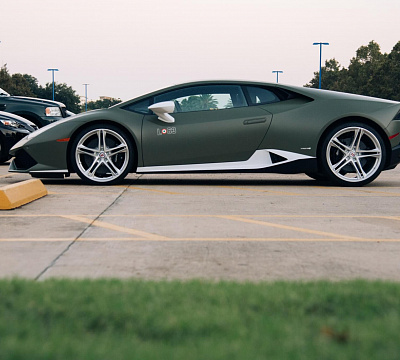 Фото дисков HRE P207 на Lamborghini Huracan