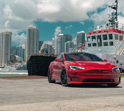 Фото дисков Vossen HF-5 на Tesla Model S