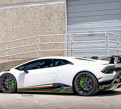 Фото дисков Strasse Wheels SM7 Deep Concave FS на Lamborghini Huracan