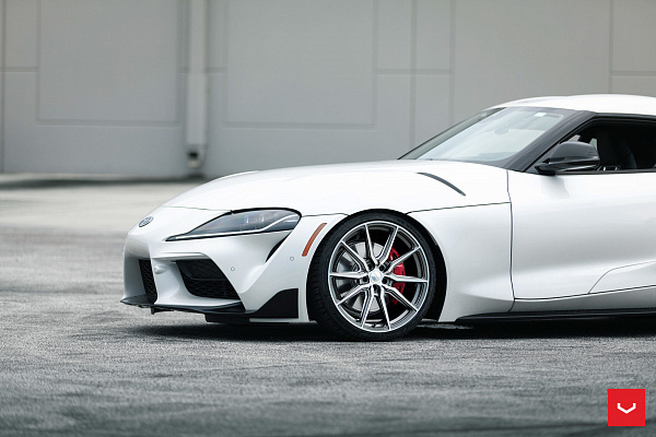 Фото дисков Vossen HF-3 Алмазная проточка на Toyota Supra A90