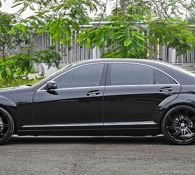 Фото дисков HRE 301M на Mercedes-Benz S-Class (W221)