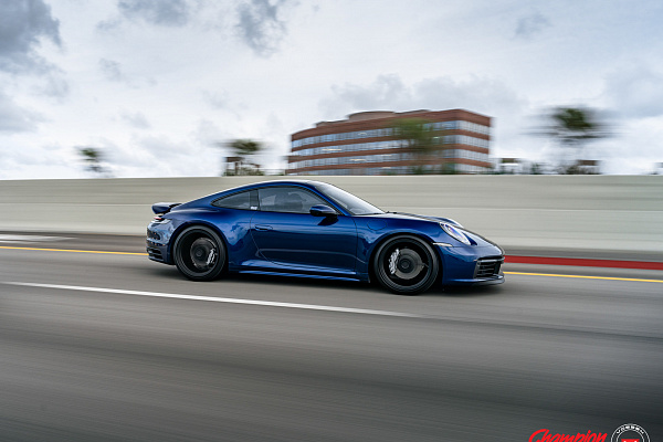 Фото дисков Vossen RS92 Черный сатин на Porsche 911 VIII