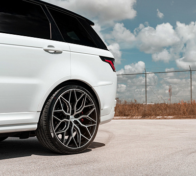 Фото дисков Vossen HF-2 на Land Rover Range Rover Sport II