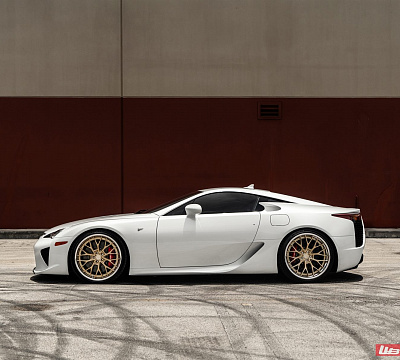 Фото дисков Anrky AN30 на Lexus LFA