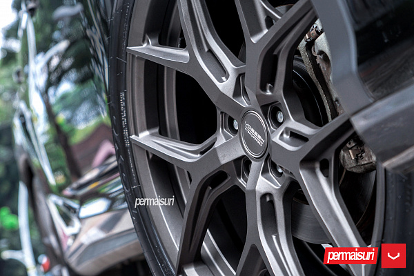 Фото дисков Vossen HF-5 Сатиновый графит на Lexus RX IV