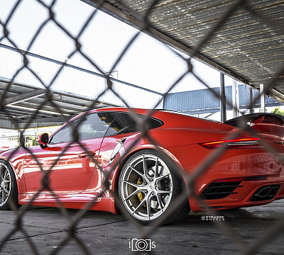 Фото дисков Strasse Wheels SM5R Deep Concave Monoblock на Porsche 911 VII