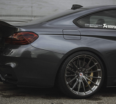 Фото дисков HRE P103 на BMW 4/M4 (F32/F82)