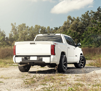 Фото дисков 4PLAY 4P63 на Toyota Tundra III