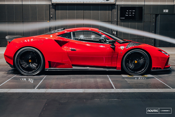 Фото дисков NOVITEC NF10 Черный глянец на Ferrari F8