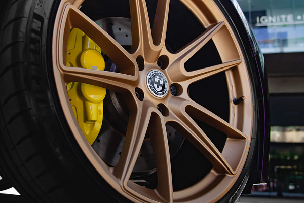 Фото дисков HRE FF04 Сатиновое золото на BMW 4/M4 (F32/F82)