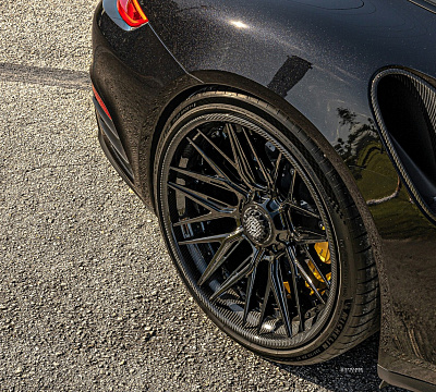 Фото дисков Strasse Wheels SV10M-RS Deep Concave FS на Porsche 911 VII