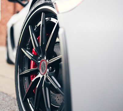Фото дисков Brixton Forged R11-R на Porsche Cayman II