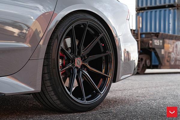 Фото дисков Vossen HF-3 Черный глянец на Audi A/RS 7 (4K)