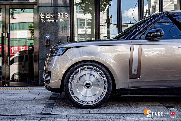 Фото дисков Vossen LC3-11T Глянцевый лак на Land Rover Range Rover V