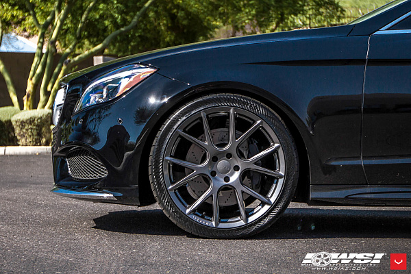 Фото дисков Vossen VFS-6 Глянцевый графит на Mercedes-Benz CLS (C218)
