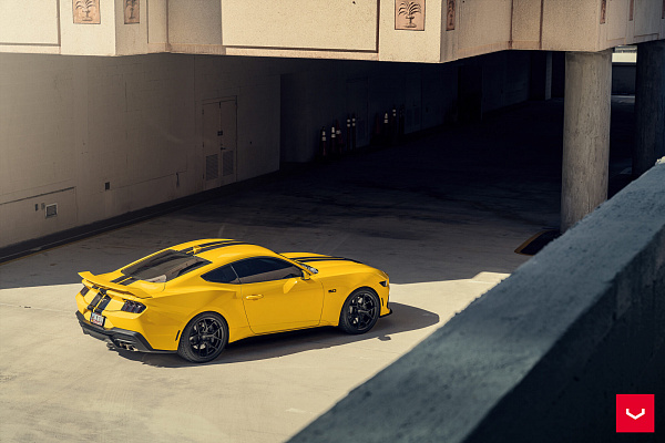 Фото дисков Vossen HF-5 Черный сатин на Ford Mustang VII