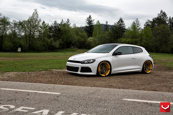 Фото дисков Vossen CV3 Другой цвет на Volkswagen Scirocco III