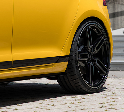Фото дисков Vossen HF-1 на Volkswagen Golf VII