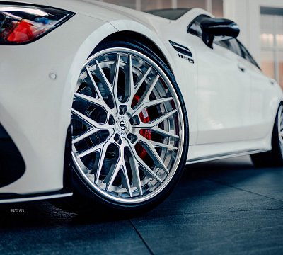 Фото дисков Strasse Wheels SV10M Deep Concave FS на Mercedes-Benz AMG GT I