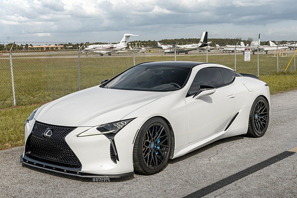 Фото дисков Strasse Wheels SV10M Deep Concave Duoblock Другой цвет на Lexus LC 500