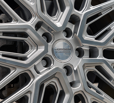 Фото дисков Vossen HF-7 на Audi Q3 (F3)