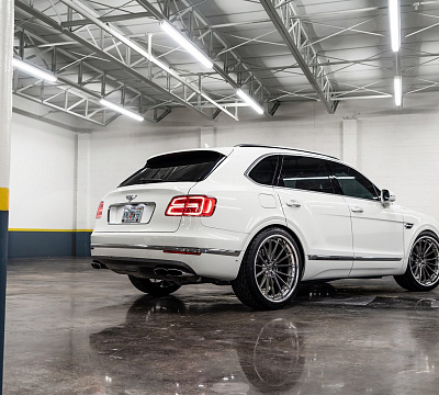 Фото дисков Anrky AN39 на Bentley Bentayga