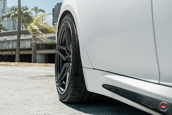 Фото дисков Vossen M-X1 Глянцевый графит на Alfa Romeo Giulia II (952)