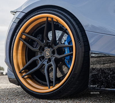 Фото дисков Strasse Wheels SV4 Deep Concave FS на McLaren 720S