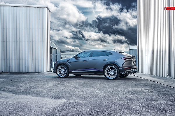Фото дисков Anrky AN38 Сатиновый лак на Lamborghini Urus