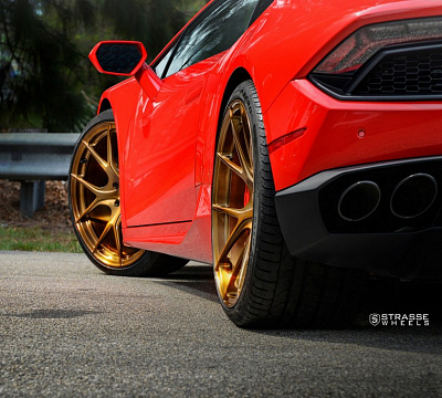 Фото дисков Strasse Wheels SM5R Deep Concave Monoblock на Lamborghini Huracan