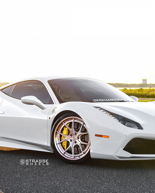 Фото дисков SM5R Deep Concave FS Сатиновая темная медь на Ferrari 488