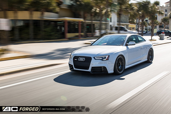 Фото дисков BC Forged RS40 Черный глянец на Audi A/S/RS 5 (8T)