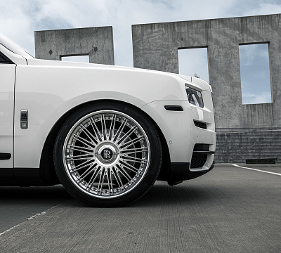 Фото дисков Vossen S17-14 (3-Piece) на Rolls-Royce Cullinan