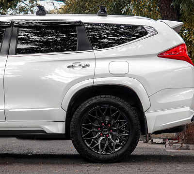Фото дисков Vossen HF6-3 на Mitsubishi Pajero Sport III