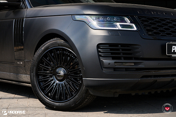 Фото дисков Vossen S17-14 (3-Piece) Черный глянец на Range Rover IV