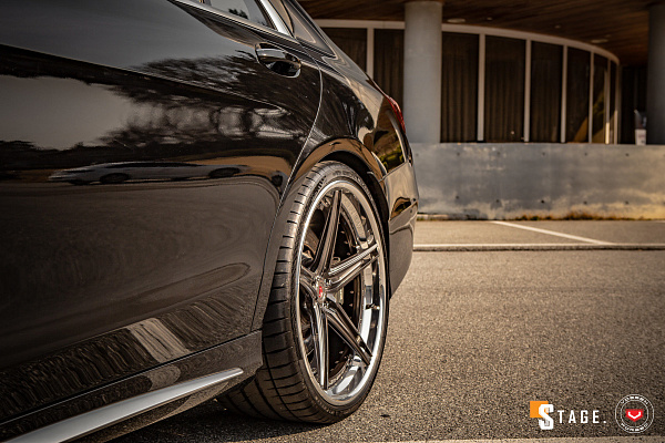 Фото дисков Vossen S17-03 (3-Piece) Глянцевый темный лак на Mercedes-Benz S-Class (W222, C217)