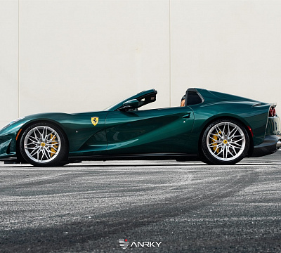 Фото дисков Anrky S1-X1 на Ferrari 812