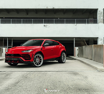 Фото дисков Anrky AN38 на Lamborghini Urus