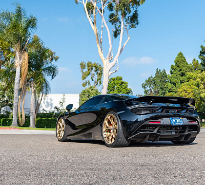 Фото дисков HRE P111SC на McLaren 720S