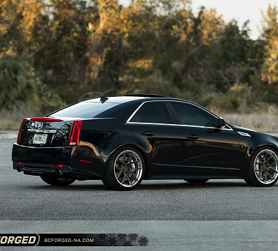 Фото дисков BC Forged HCS02 на Cadillac CTS II