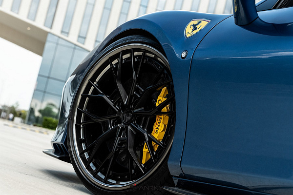 Фото дисков Anrky S3-X5 Черный сатин на Ferrari F8