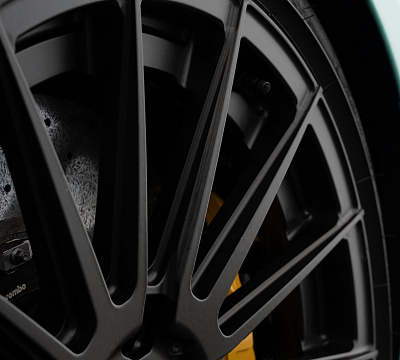 Фото дисков Strasse Wheels SV15 Deep Concave Duoblock на Ferrari F8