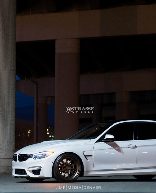 Фото дисков R10 Competition Сатиновая темная бронза на BMW 3/M3 (F3x/F80)