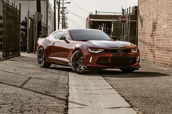 Фото дисков MRR M017 Черный глянец на Chevrolet Camaro VI