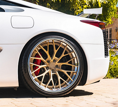 Фото дисков Anrky AN30 на Lexus LFA
