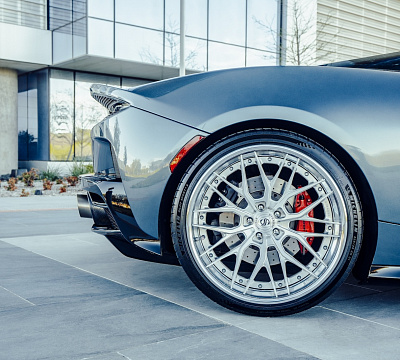 Фото дисков Strasse Wheels SV10M Deep Concave FS на McLaren 650S