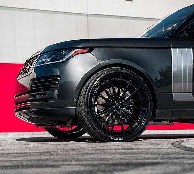 Фото дисков Anrky AN39 на Range Rover IV